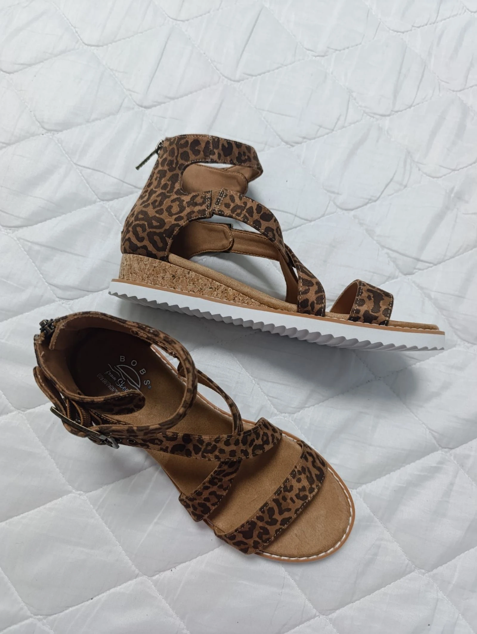 Sandálias Skechers Bob animalprint tamanho 38 – photo 19